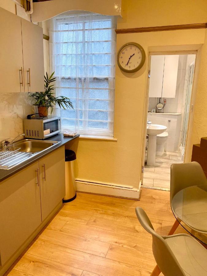 Candy Cafe Apartment London Exteriör bild