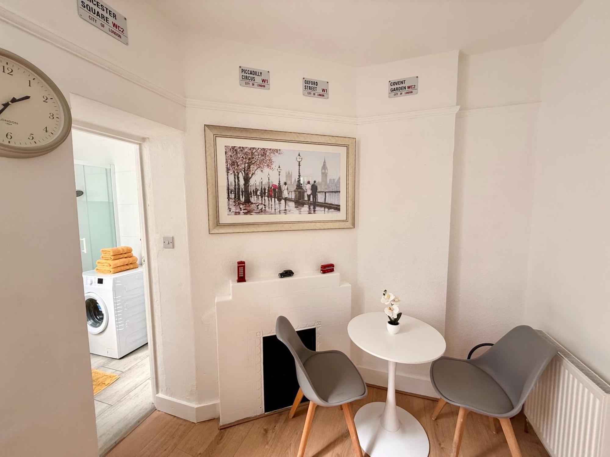 Candy Cafe Apartment London Exteriör bild